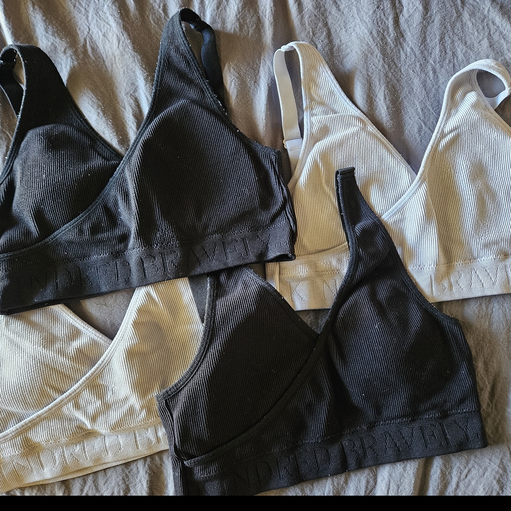 Kindred Bravely Black and White Bralette Set